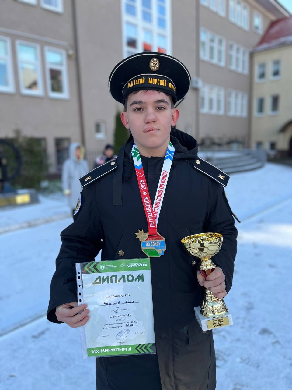 ПОЗДРАВЛЯЕМ ЧЕМПИОНА!.
